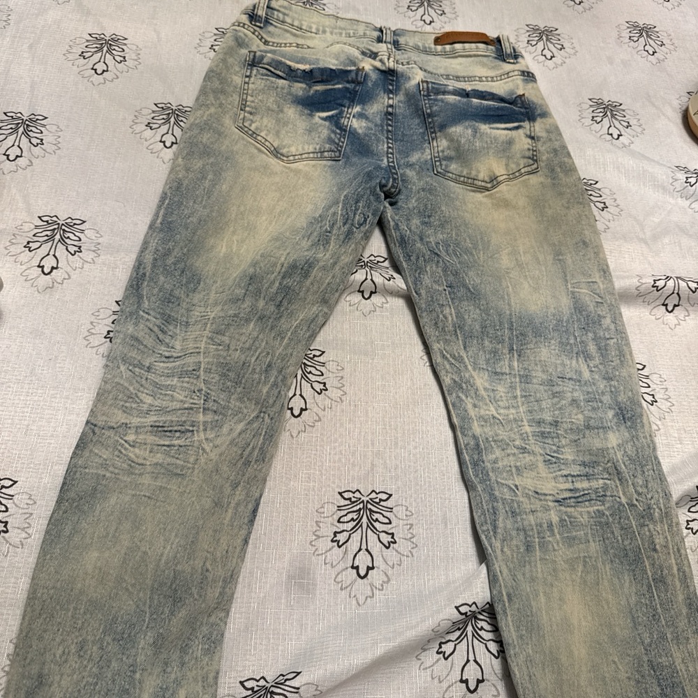 Jeans - Picture 7 of 7